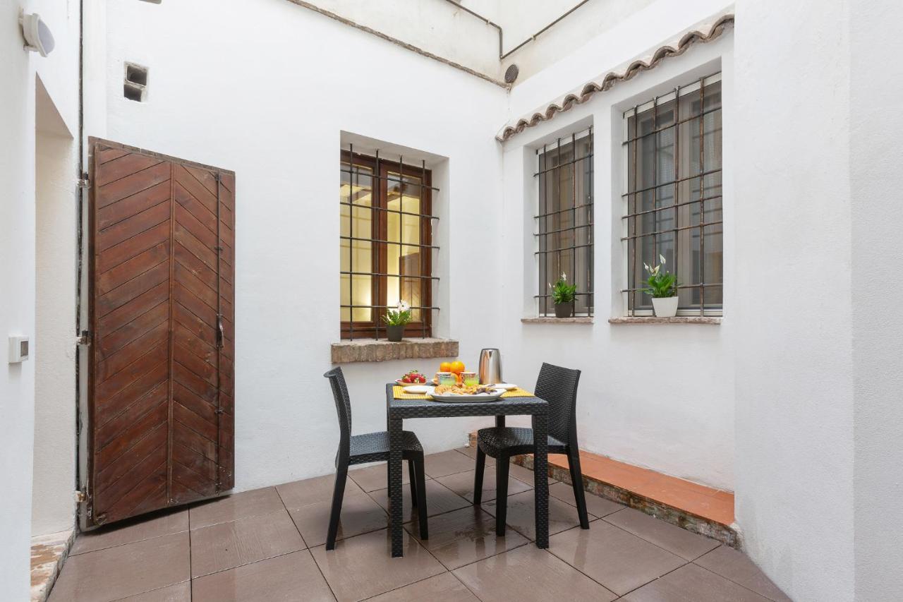 Center Ztl Lovely Apartment Ferrara Dış mekan fotoğraf