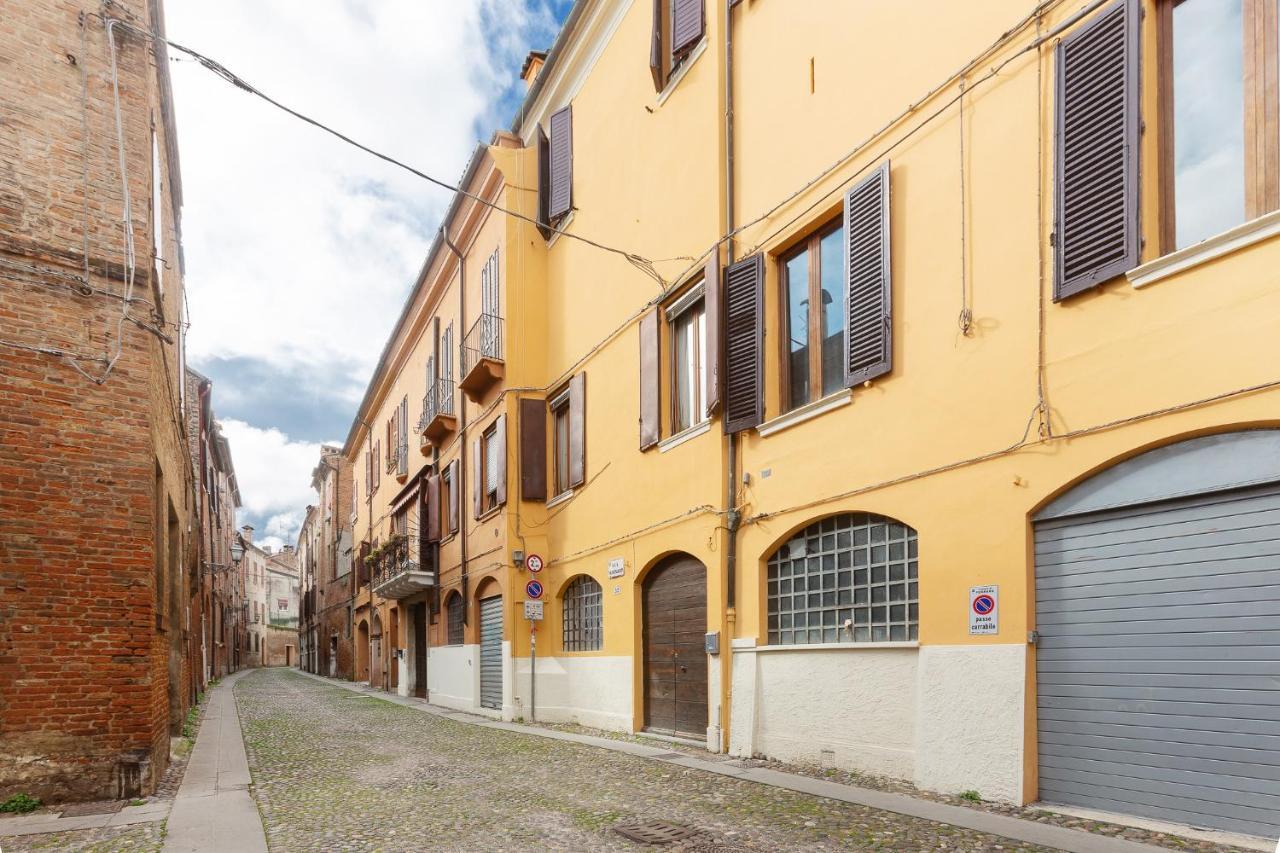 Center Ztl Lovely Apartment Ferrara Dış mekan fotoğraf