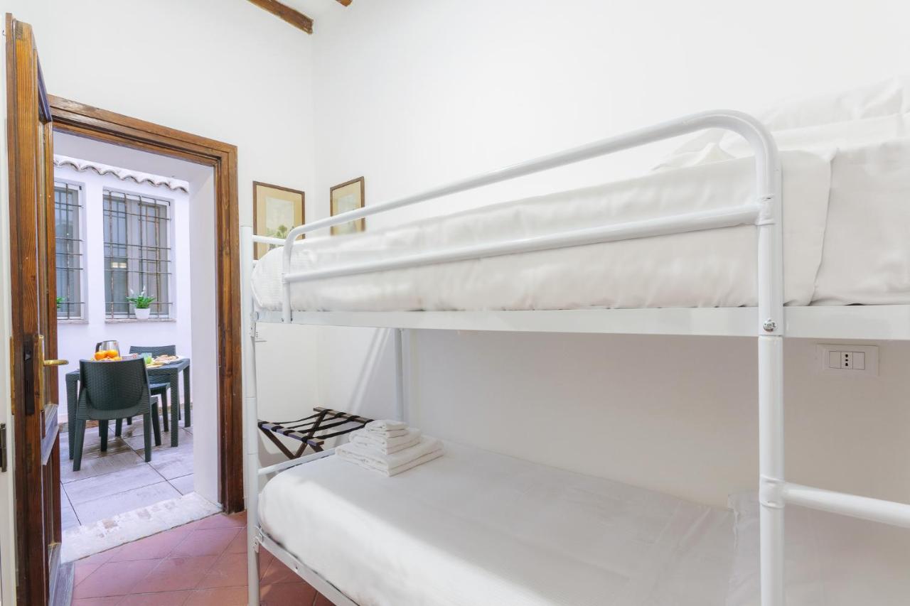Center Ztl Lovely Apartment Ferrara Dış mekan fotoğraf