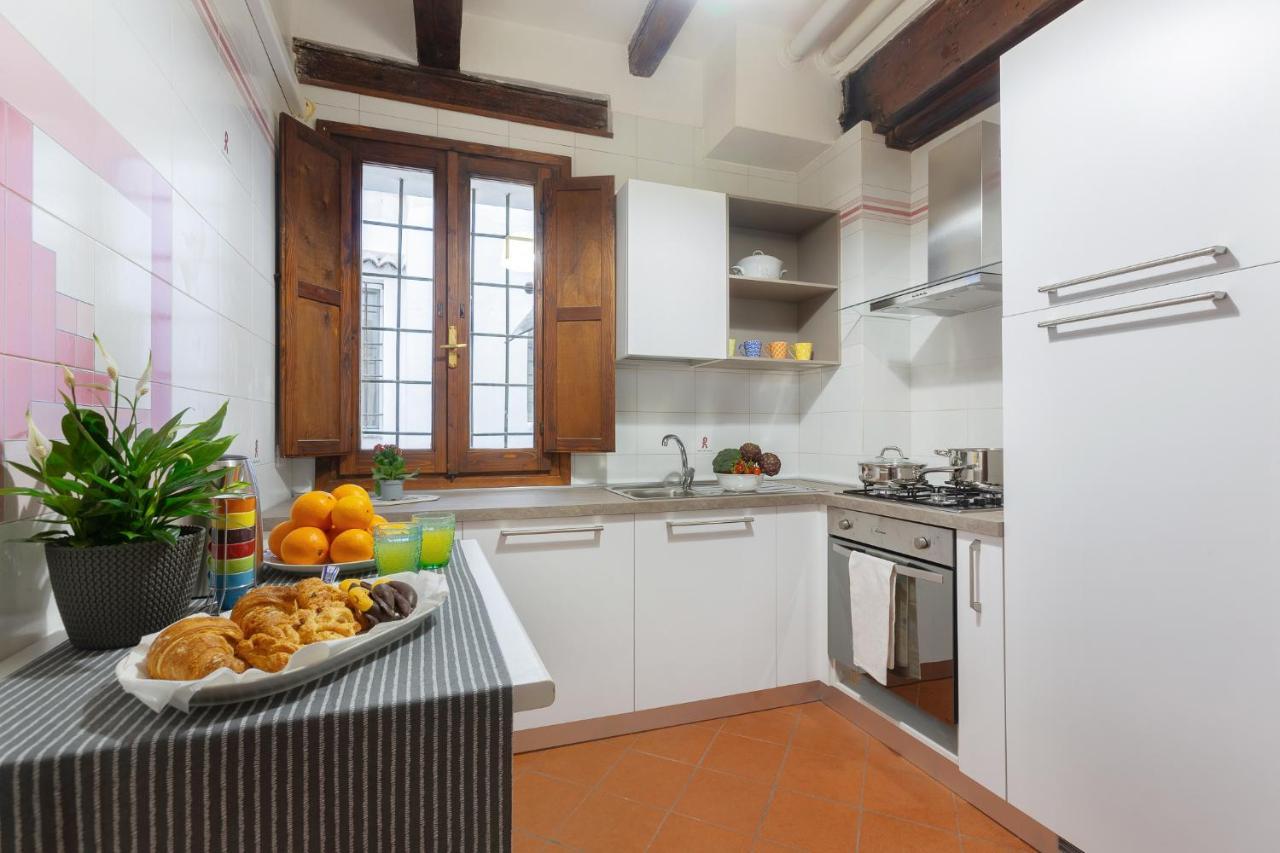 Center Ztl Lovely Apartment Ferrara Dış mekan fotoğraf