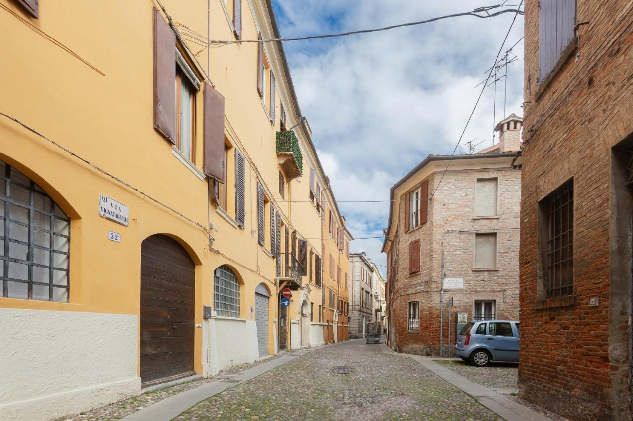 Center Ztl Lovely Apartment Ferrara Dış mekan fotoğraf